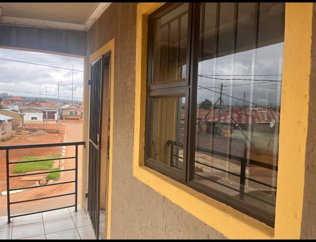 1 BEDROOM PROPERTY TO RENT IN DOORNKOP